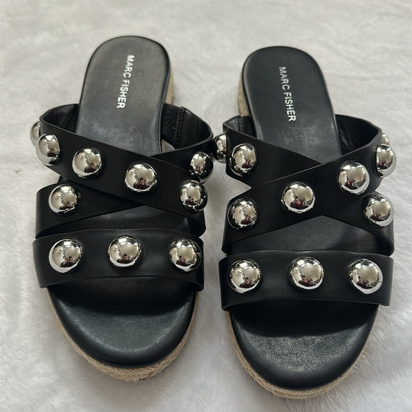 Marc Fisher Prisca‎ Slides Women’s Silver Studded Slip On Espadrille Sandals 7.5 - Picture 2 of 6